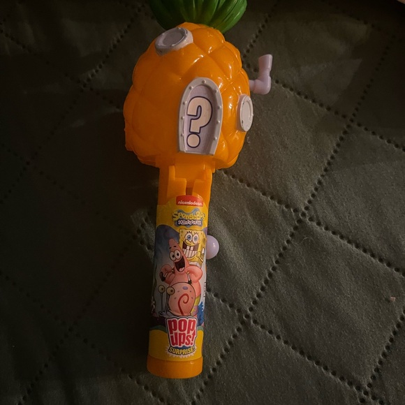 Spongebob SquarePants pineapple  Pop Ups Lollipops dispenser - Picture 1 of 10